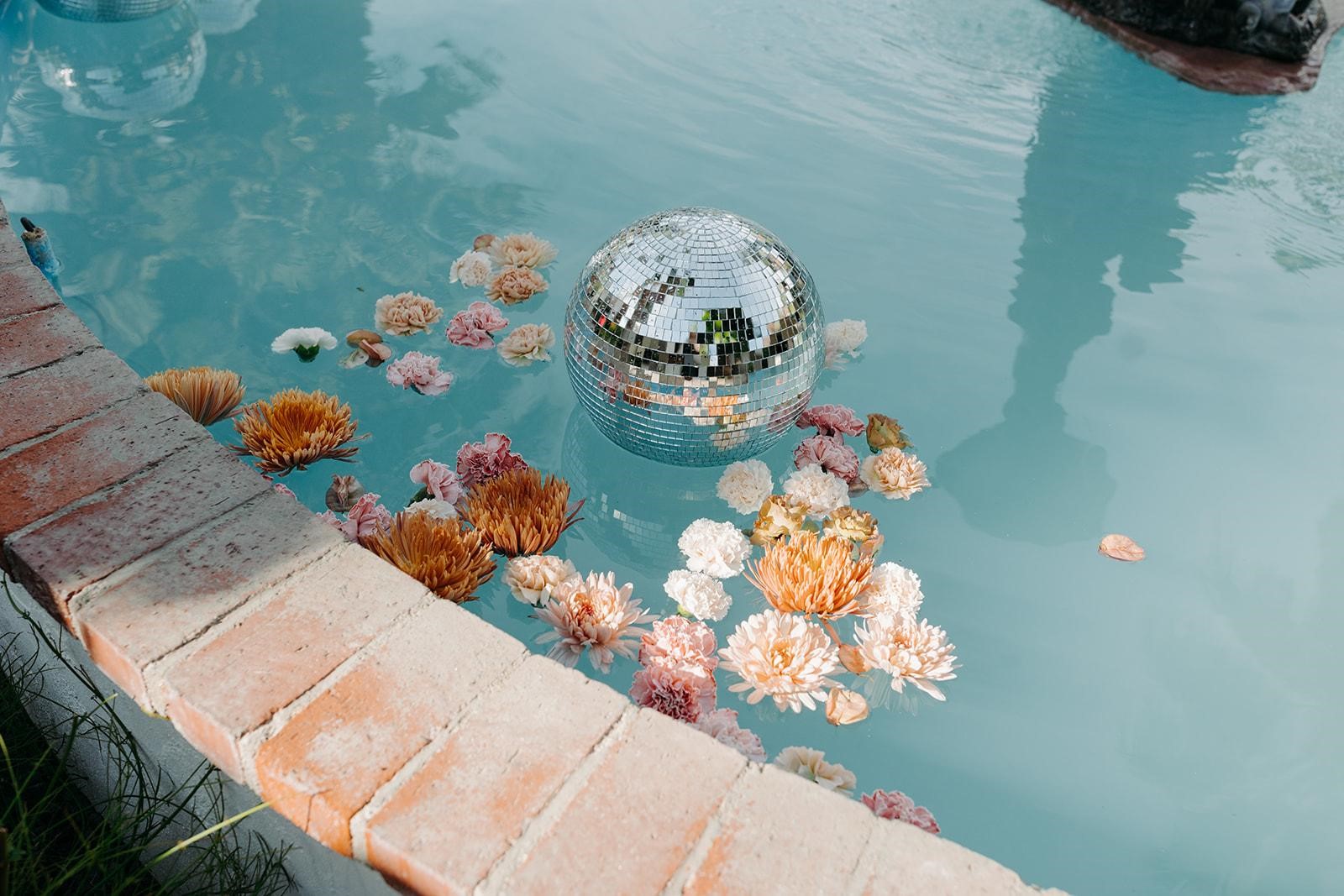 PLAN YOUR HOLIDAY EVENT 2